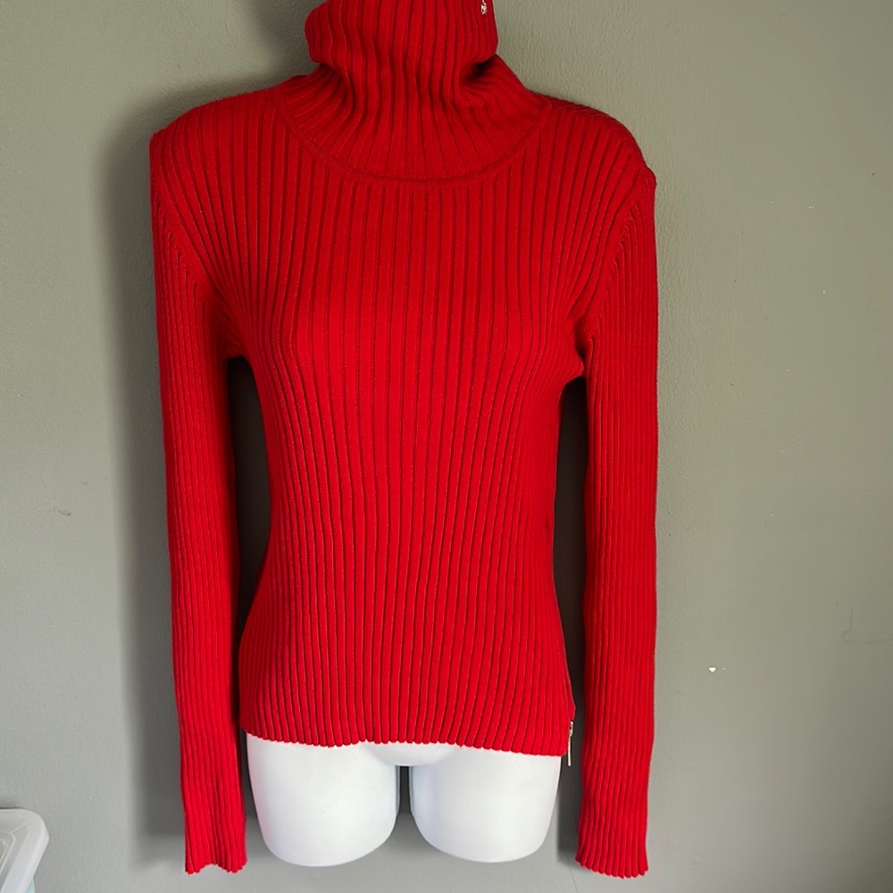 TOMMY HILFIGER  size M